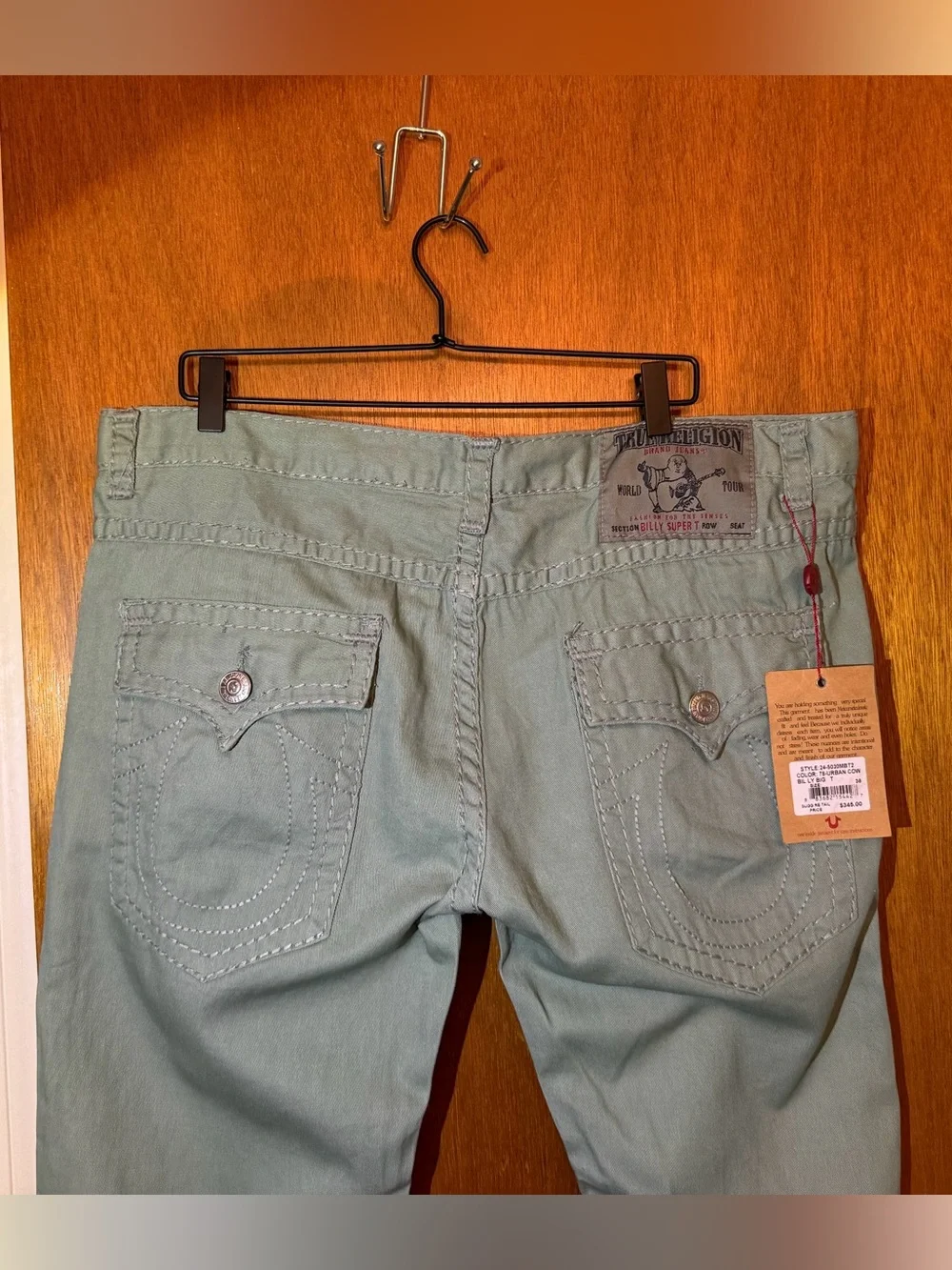 Men’s true religion Billy 38 light green NWT